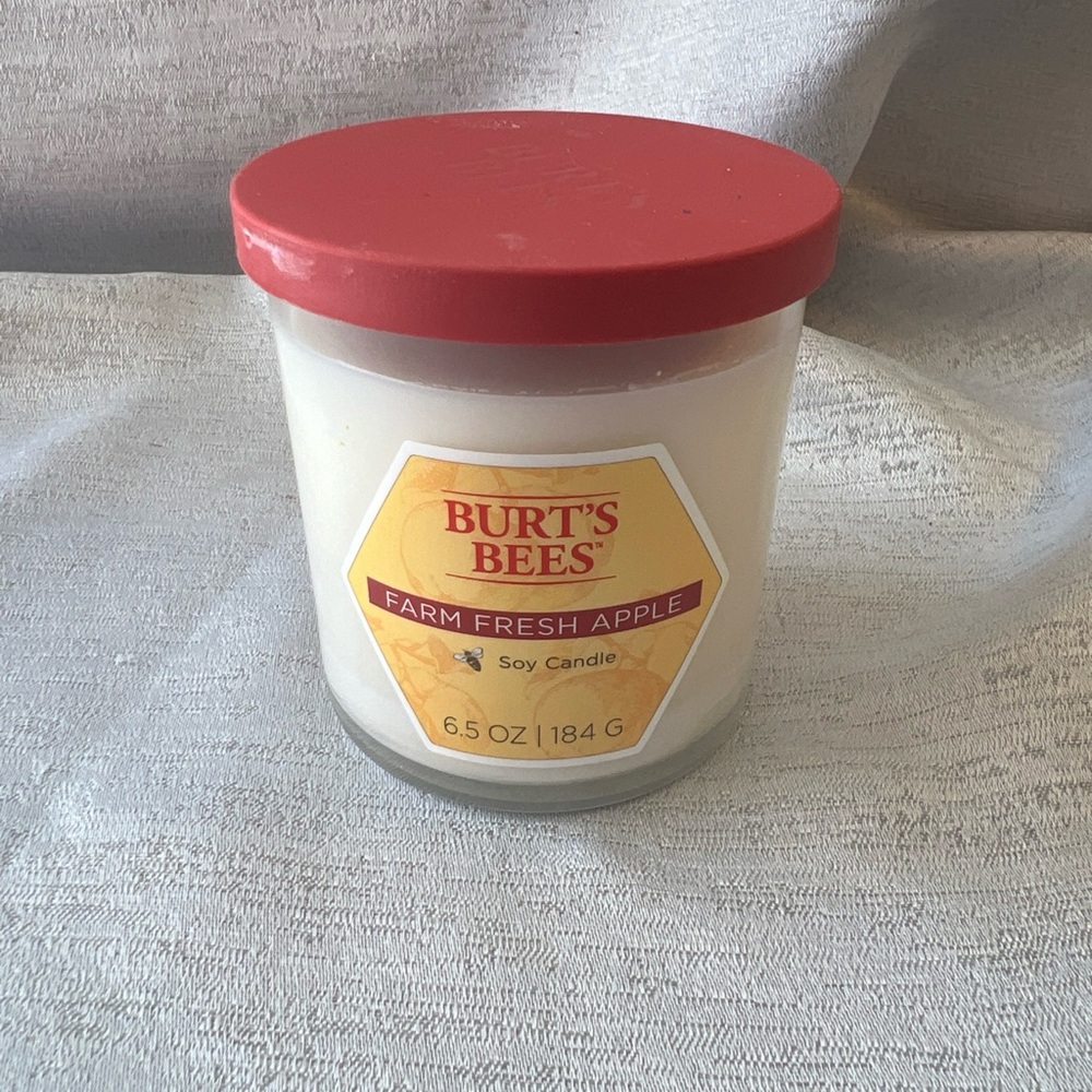 Burt's Bees Farm Fresh Apple Soy Candle 6.5oz 2 Wick